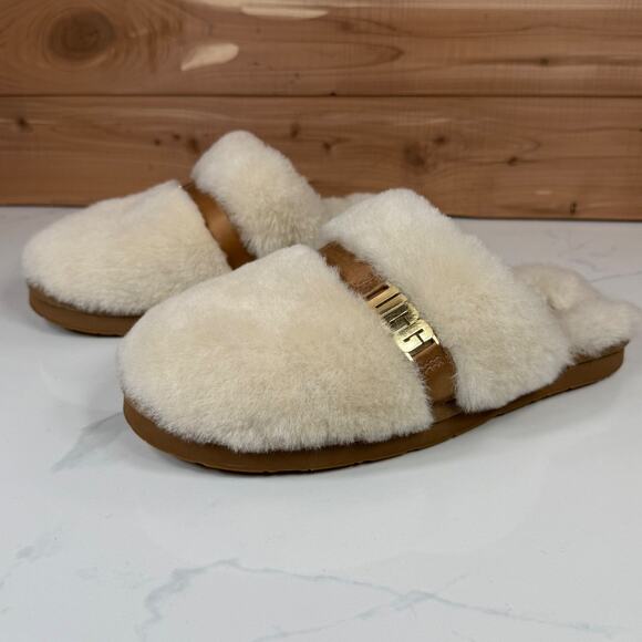 UGG Women's Scuffette II Sheepskin Slippers Cream Tan Logo Buckle Size 8 - Picture 1 of 13